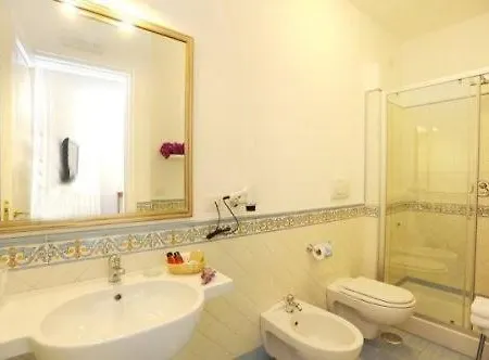 לינה וארוחת בוקר Il Ducato Di רבאלו