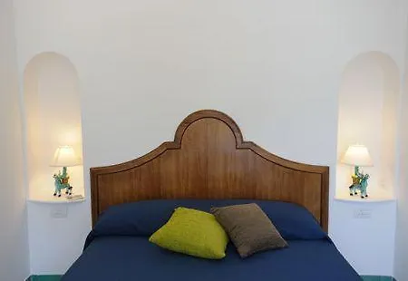 Il Ducato Di Alojamento de Acomodação e Pequeno-almoço 3*